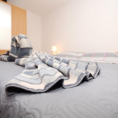 Apartments Katarina Вели Рат Екстериор снимка